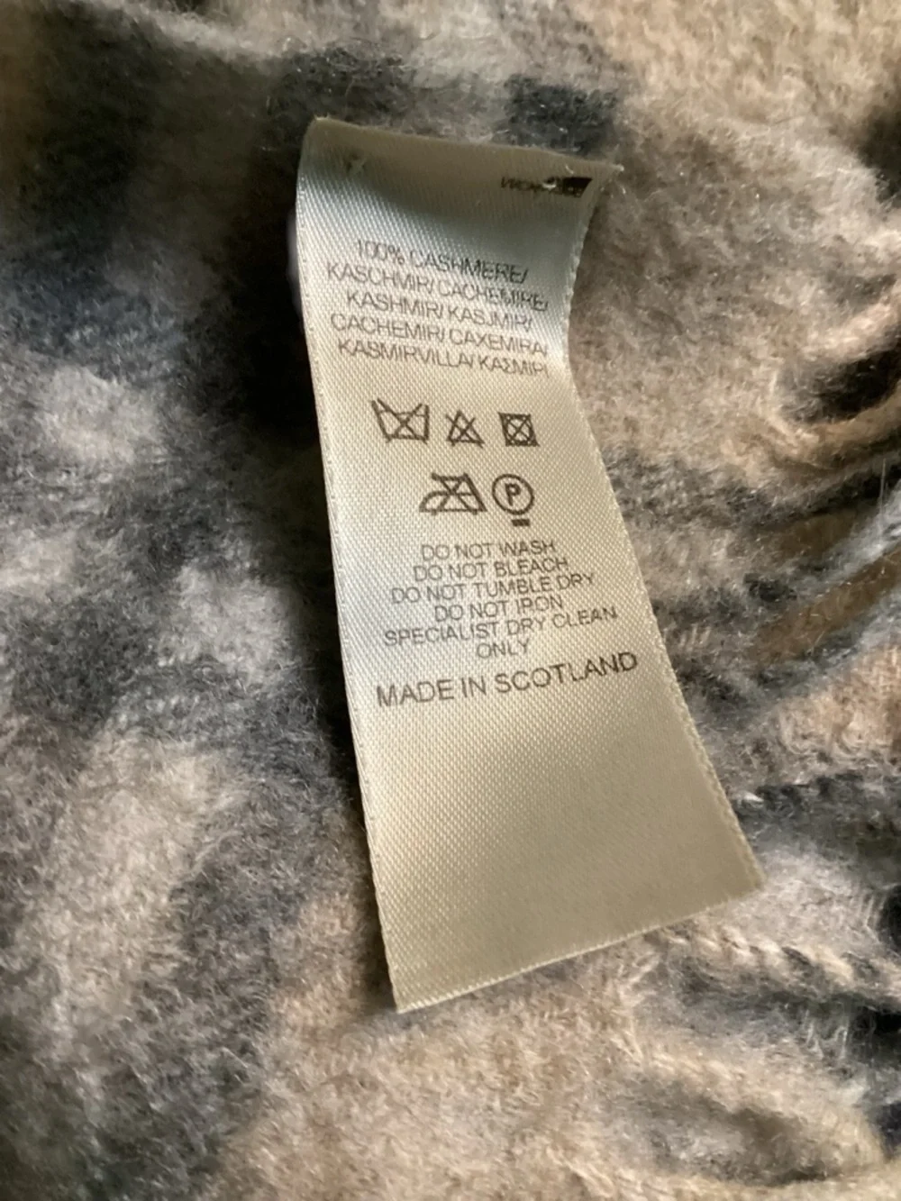 Burberry Cashmere Sweater-2